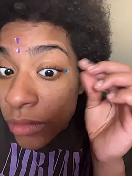 Snapshot of Bellaquitaa_lee chatting on March 2, 2:03 am Bellaquitaa lee online show from March 2, 2:03 am