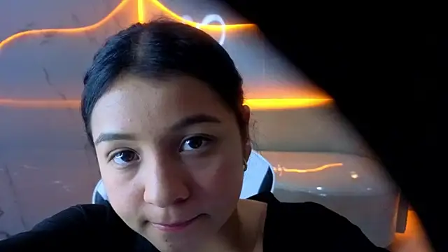 Snapshot of Sofi_Adams_Tx chatting on January 8, 1:13 pm Sofi Adams Tx online show from January 8, 1:13 pm