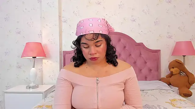 SusanaCreed online show from December 19, 11:28 am