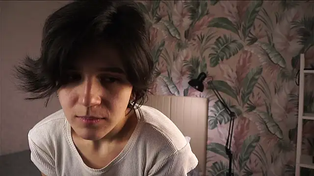 TriciaDuka online show from December 16, 4:28 am