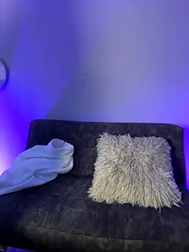 Lunaclarx online show from December 18, 12:11 pm