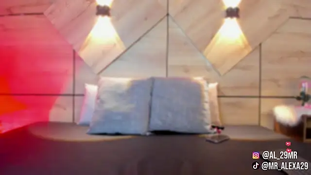 sussan fox  online show from March 10, 7:52 pm