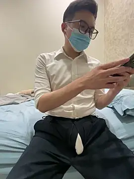 Snapshot of YourBoYyyyyyyy chatting on June 16, 2:30 pm YourBoYyyyyyyy online show from June 16, 2:30 pm