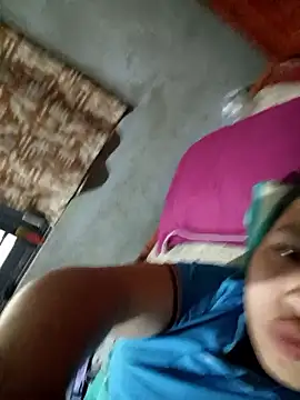 Snapshot of kat2026 chatting on December 18, 12:49 am kat2026 online show from December 18, 12:49 am