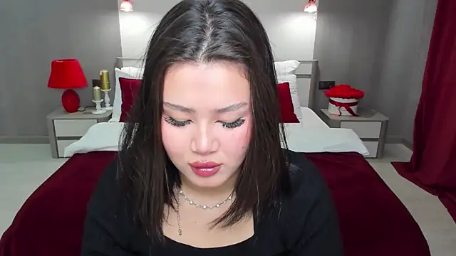 Brunette Charm online show from April 15, 11:06 am