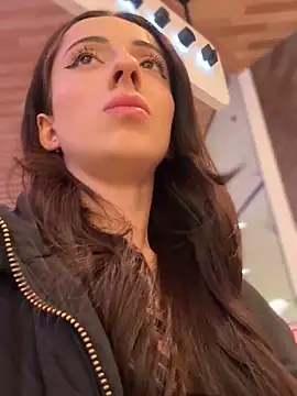 YeaLina online show from December 23, 10:13 am