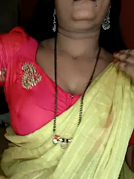 Snapshot of Rachu_love chatting on May 15, 10:33 am Rachu love online show from May 15, 10:33 am