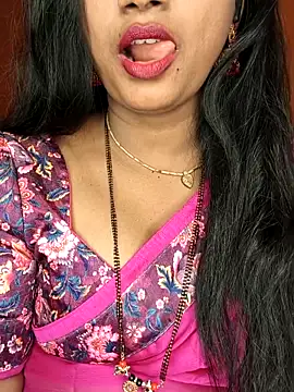 Snapshot of Rachu_love chatting on June 13, 5:33 pm Rachu love online show from June 13, 5:33 pm