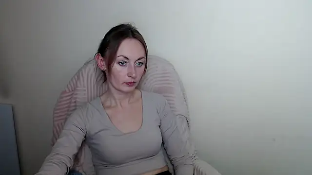 LiaSeass  online show from April 16, 12:17 pm