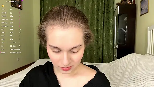 MiaBlanko online show from December 18, 7:25 am