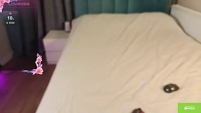 Snapshot of HarleyHeat chatting on February 23, 9:12 pm HarleyHeat online show from February 23, 9:12 pm