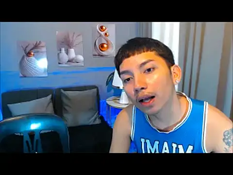 Snapshot of dylan_hardfucker chatting on February 22, 12:47 pm dylan hardfucker online show from February 22, 12:47 pm
