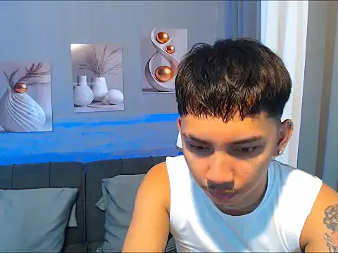 Snapshot of dylan_hardfucker chatting on March 12, 1:12 am dylan hardfucker online show from March 12, 1:12 am