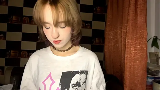 RacheleMimes online show from January 12, 3:45 am