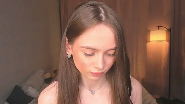 YvonneRobes online show from March 23, 7:07 pm