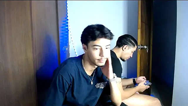 Snapshot of top_jax1 chatting on January 14, 4:51 am top jax1 online show from January 14, 4:51 am