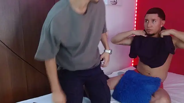 top jax1 online show from February 21, 7:37 pm