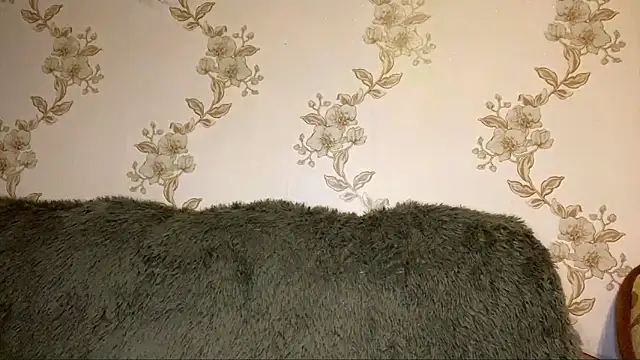 Snapshot of EmilyVeiro chatting on January 31, 7:11 pm EmilyVeiro online show from January 31, 7:11 pm