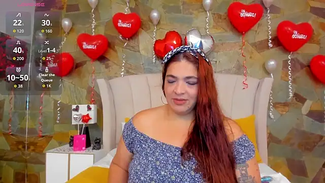 Snapshot of GabyGrey_ chatting on February 13, 7:32 pm GabyGrey online show from February 13, 7:32 pm