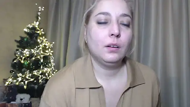 sweetpussy13 online show from January 9, 6:59 am
