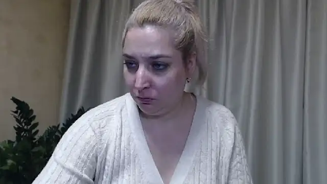 sweetpussy13 online show from February 23, 10:28 am