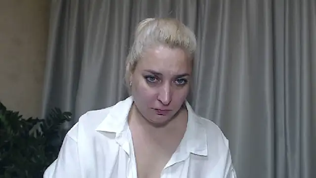 sweetpussy13 online show from September 9, 5:29 am