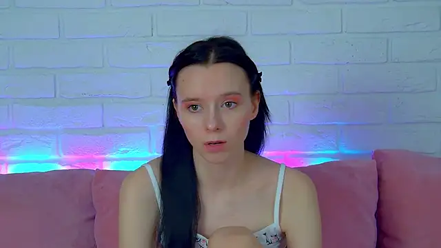 ArinaKubrick online show from March 17, 4:10 pm