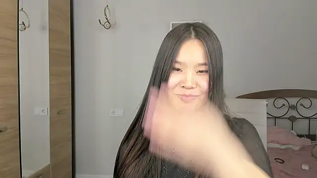 amiya cute online show from February 19, 4:14 pm