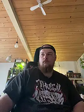 YoursxTruly online show from February 17, 10:56 am