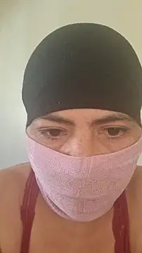 Snapshot of katiyvy chatting on January 6, 1:26 pm katiyvy online show from January 6, 1:26 pm