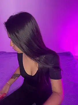 Iam samanthaaa online show from January 15, 10:13 pm