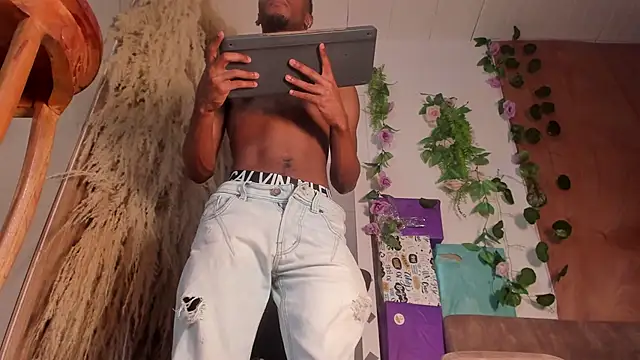 Snapshot of Higger_dick chatting on January 9, 1:14 pm Higger dick online show from January 9, 1:14 pm