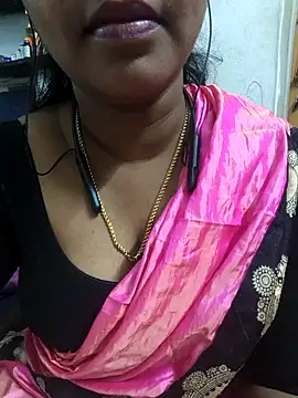 Snapshot of pattupattuma27 chatting on February 1, 7:01 pm pattupattuma27 online show from February 1, 7:01 pm