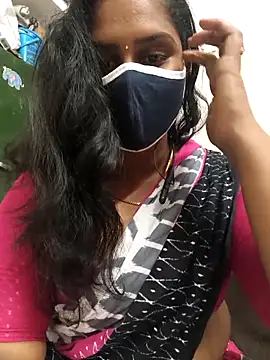 Snapshot of pattupattuma27 chatting on February 24, 7:17 am pattupattuma27 online show from February 24, 7:17 am