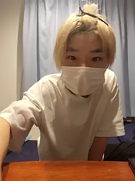 Snapshot of hyuga_1201 chatting on January 14, 4:01 pm hyuga 1201 online show from January 14, 4:01 pm