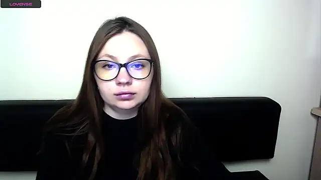 LiliaErmi online show from April 11, 6:18 am