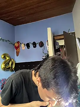 Juan Gomezz26 online show from March 5, 9:44 pm