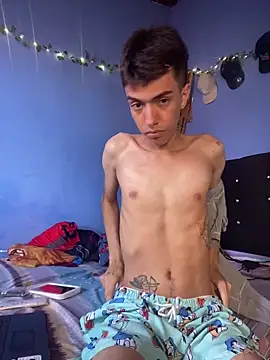 Juan Gomezz26 online show from April 10, 8:35 pm