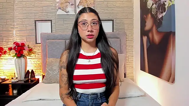 LanaRouse online show from February 4, 10:26 pm