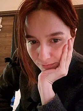 Snapshot of Atwsliiikizilll chatting on January 14, 6:30 am Atwsliiikizilll online show from January 14, 6:30 am