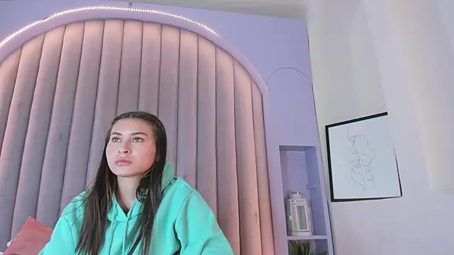 Miia Anderson online show from February 8, 2:31 pm