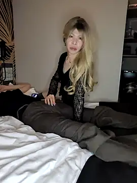 Snapshot of yu_femboy chatting on February 27, 9:31 am yu femboy online show from February 27, 9:31 am