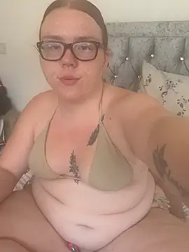 AnnieAinsx online show from May 30, 1:08 pm