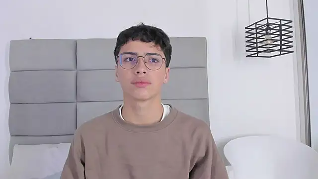 JoshClaarktt online show from February 8, 3:43 am