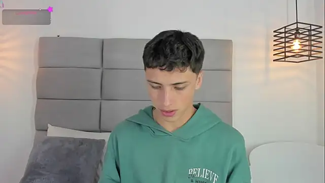 JoshClaarktt online show from April 16, 4:02 am