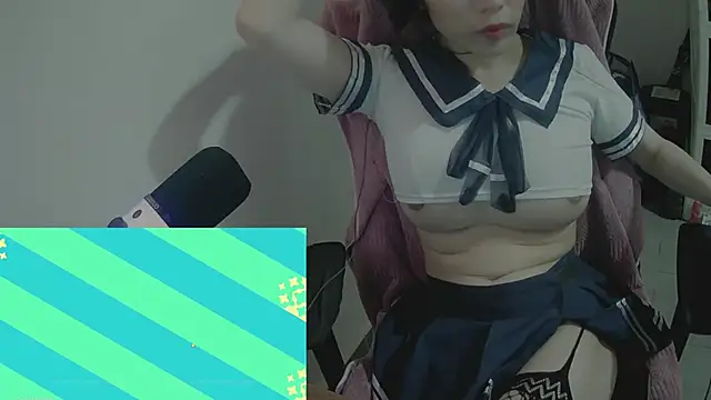 Snapshot of mommywho69 chatting on March 2, 11:22 pm mommywho69 online show from March 2, 11:22 pm