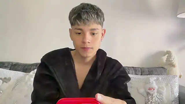 Snapshot of Andy_Belier23 chatting on January 14, 2:55 pm Andy Belier23 online show from January 14, 2:55 pm