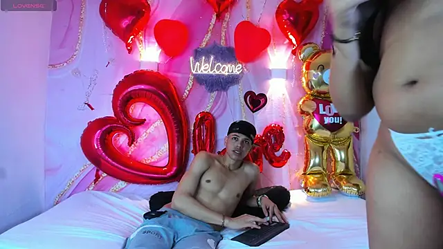 Jessy and Joy online show from February 15, 7:21 pm