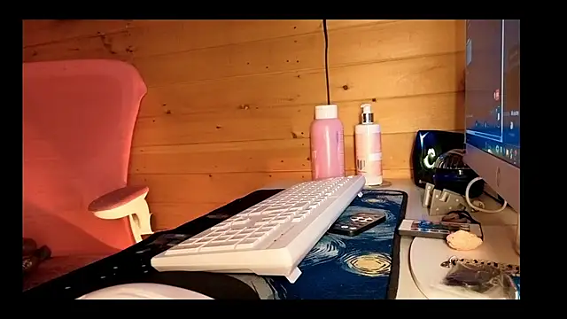 vickvalencia2 online show from March 15, 4:29 am