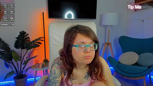 Ariell Mini online show from March 21, 8:19 am